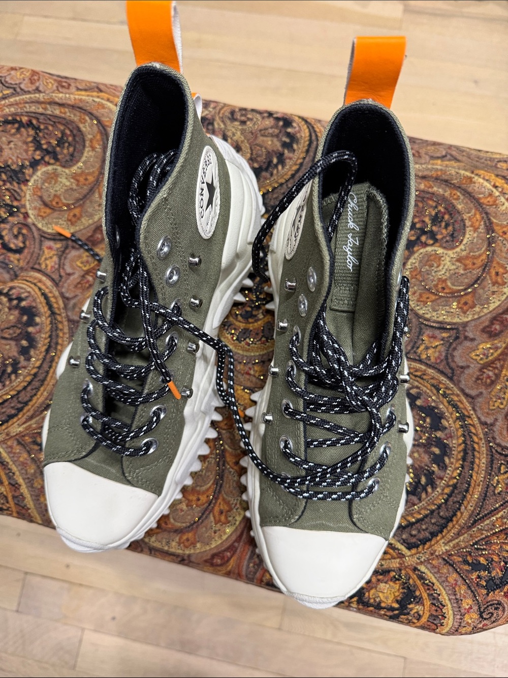 Converse Men’s Olive Green and White Chunky Sole Sneakers with Orange Pull Tabs